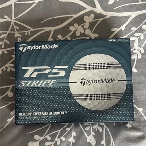 TaylorMade TP5 Stripe Golf Balls